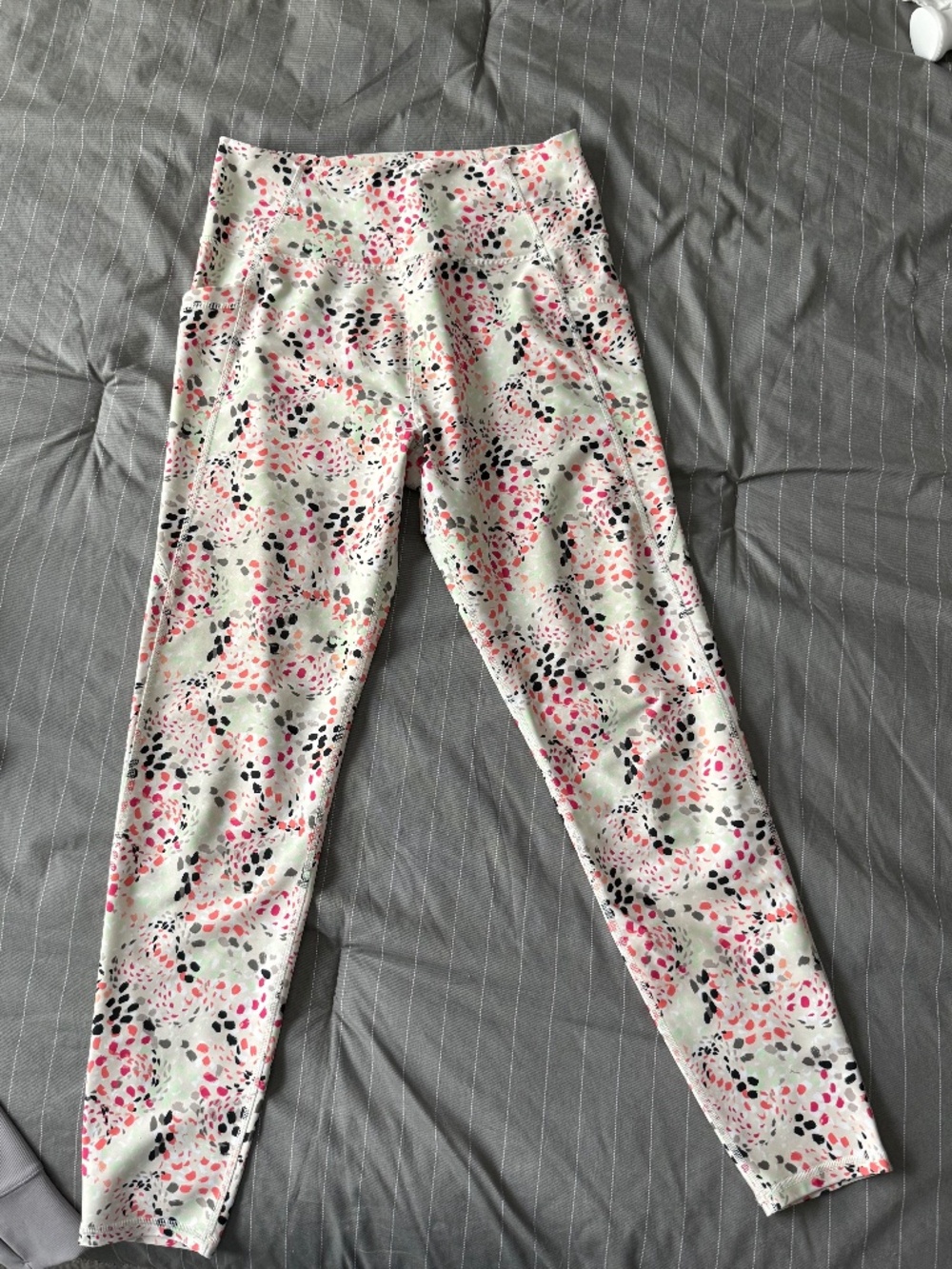 DKNY colorful leggings.